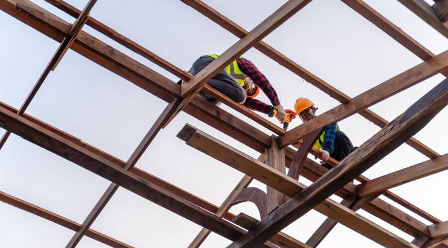 Professional gutter cleaning services in Loves Park, IL